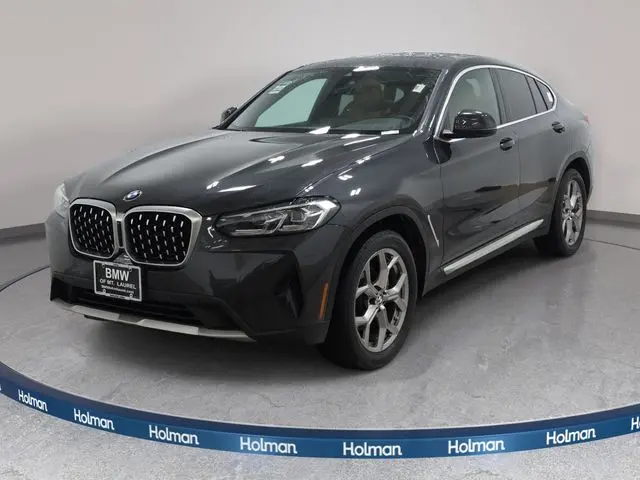2023 BMW X4 xDrive30i