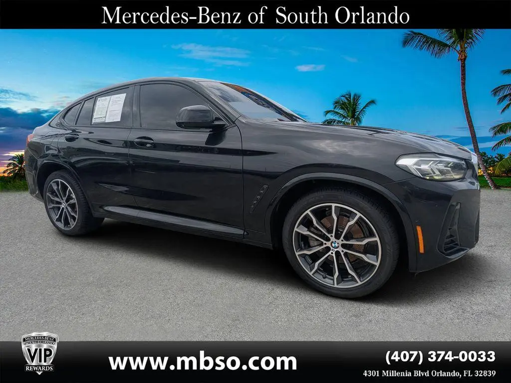 2023 BMW X4 xDrive30i
