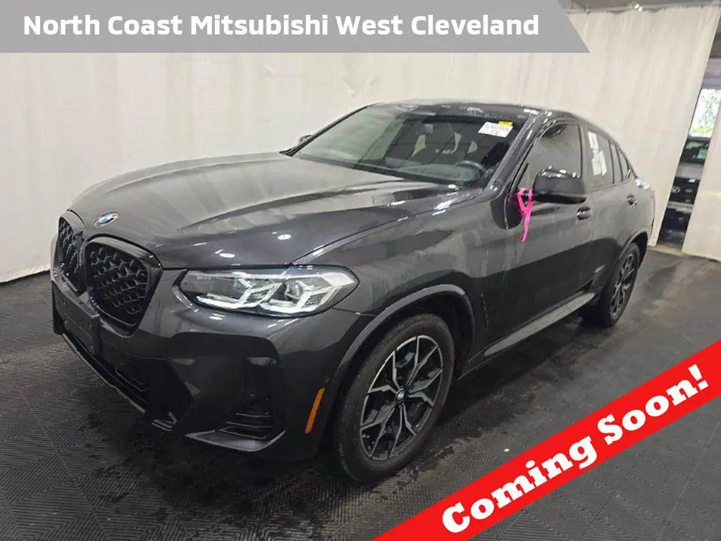 2025 BMW X4 xDrive30i