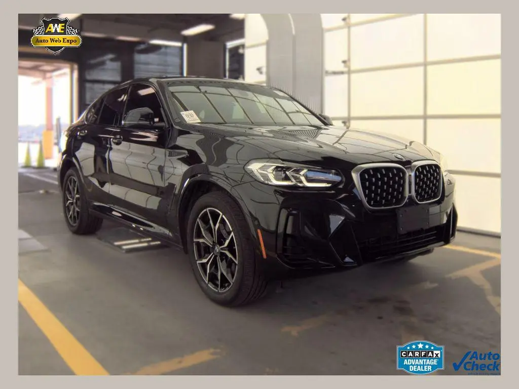 2024 BMW X4 xDrive30i