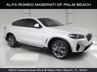 2025 BMW X4 xDrive30i