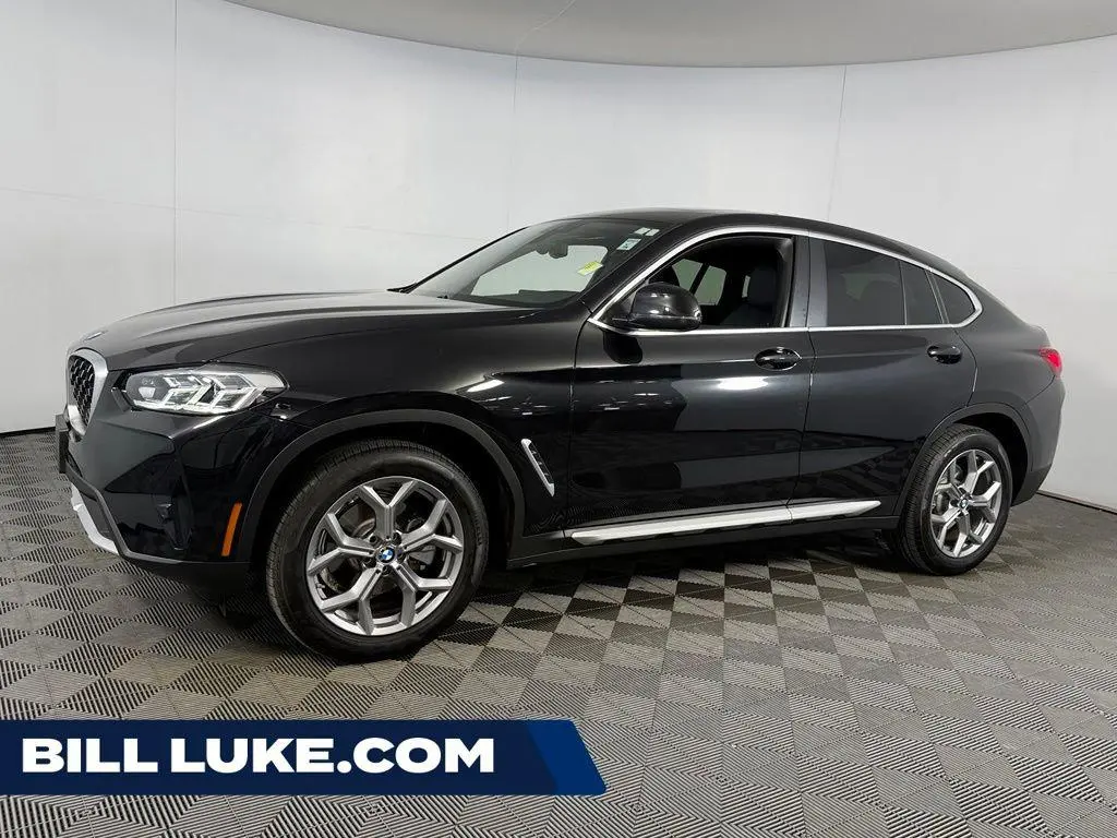 2025 BMW X4 xDrive30i