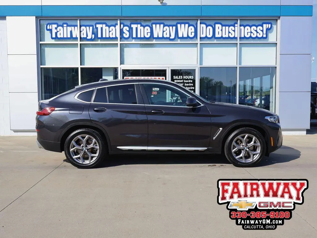 2023 BMW X4 xDrive30i