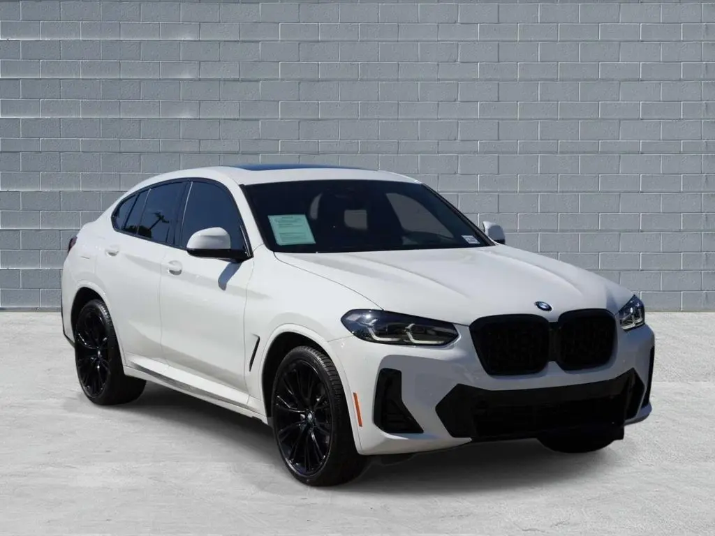 2023 BMW X4 xDrive30i
