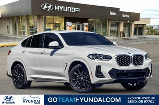 2025 BMW X4 xDrive30i