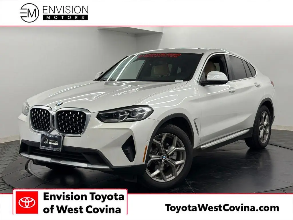 2023 BMW X4 xDrive30i