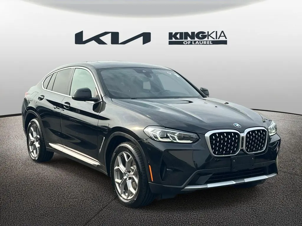 2024 BMW X4 xDrive30i