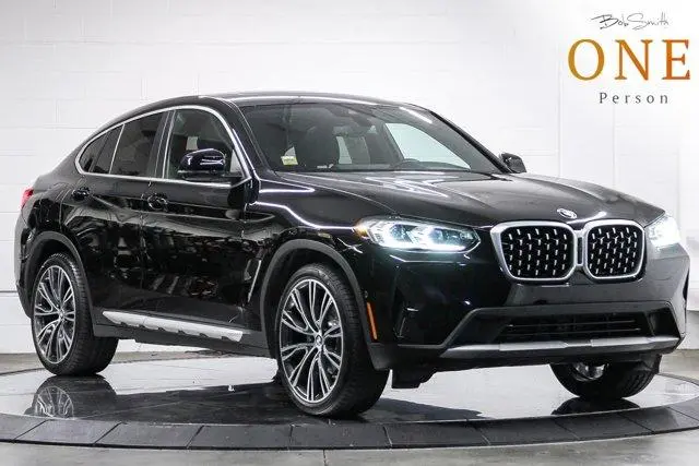 2023 BMW X4 xDrive30i