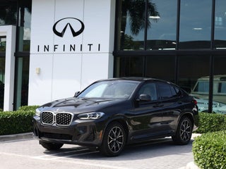 2025 BMW X4 xDrive30i