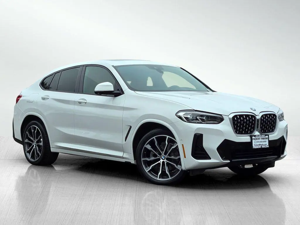 2022 BMW X4 xDrive30i