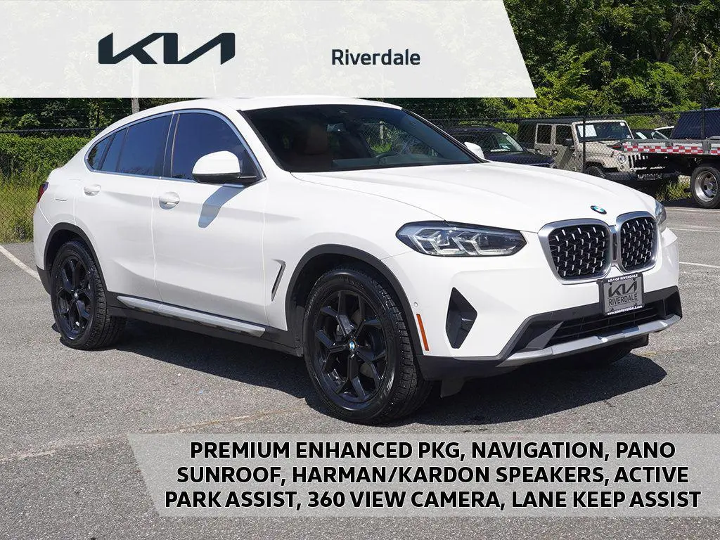2023 BMW X4 xDrive30i