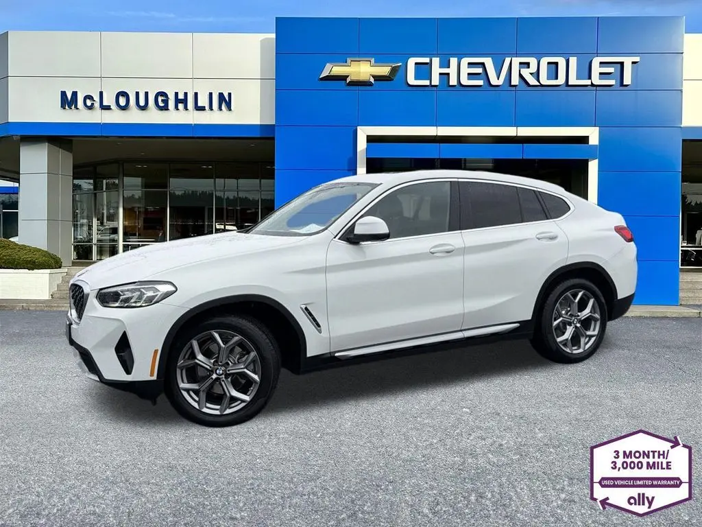 2025 BMW X4 xDrive30i