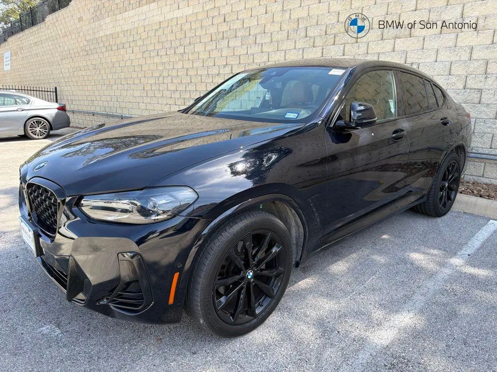 2024 BMW X4 xDrive30i