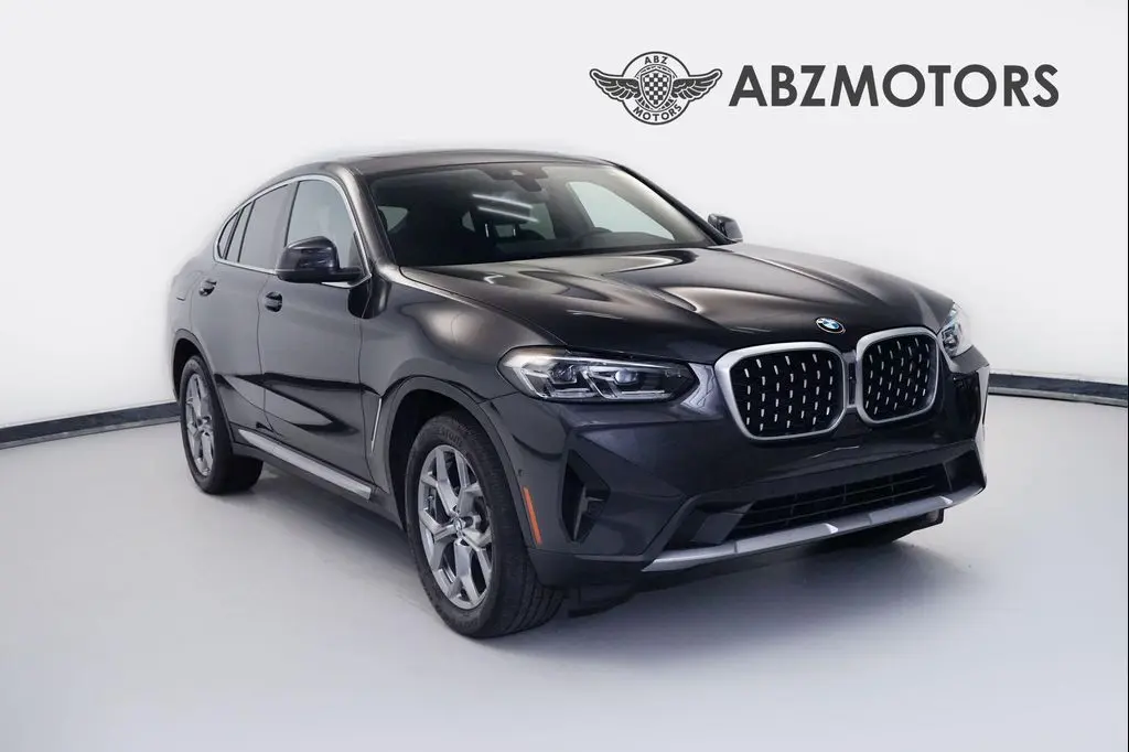 2025 BMW X4 xDrive30i