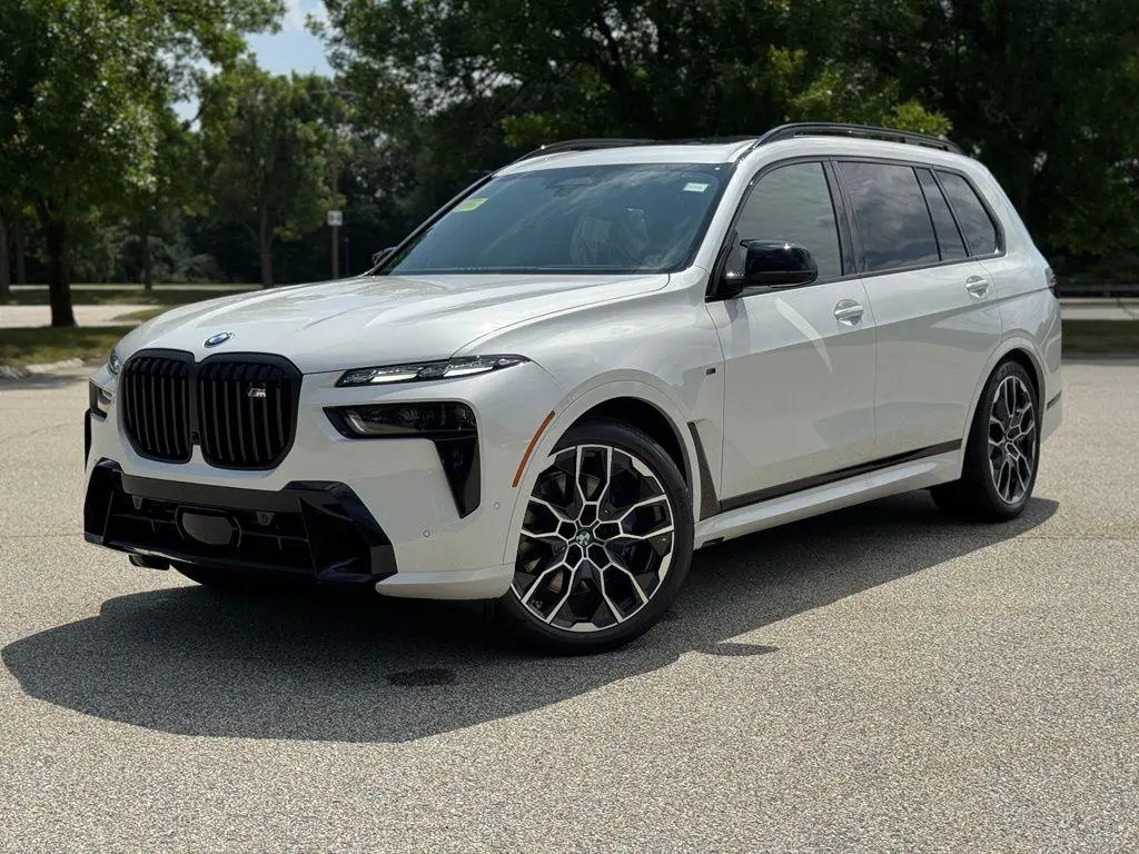 2027 BMW X7 M60i