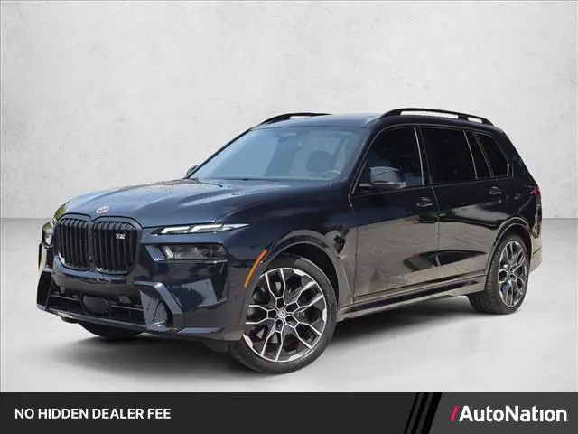 2023 BMW X7 M60i