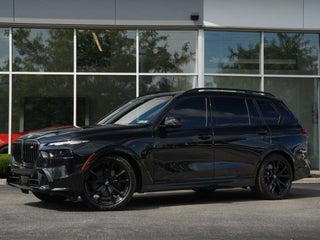 2025 BMW X7 M60i