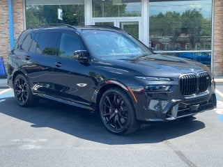 2025 BMW X7 M60i