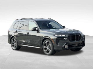 2027 BMW X7 M60i