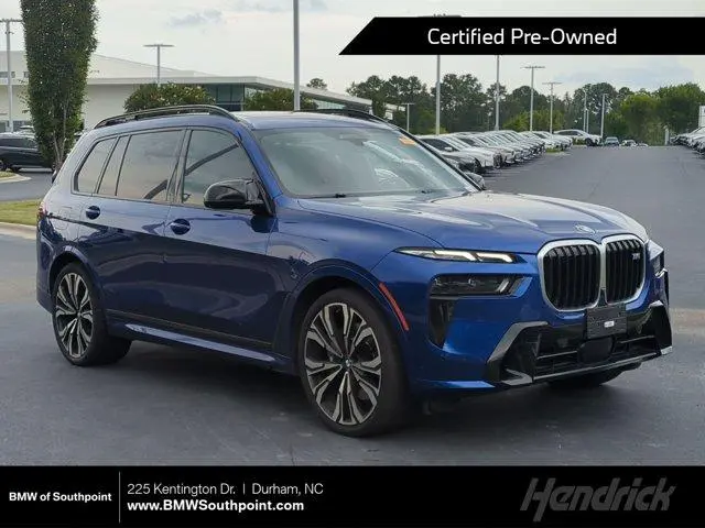 2023 BMW X7 M60i