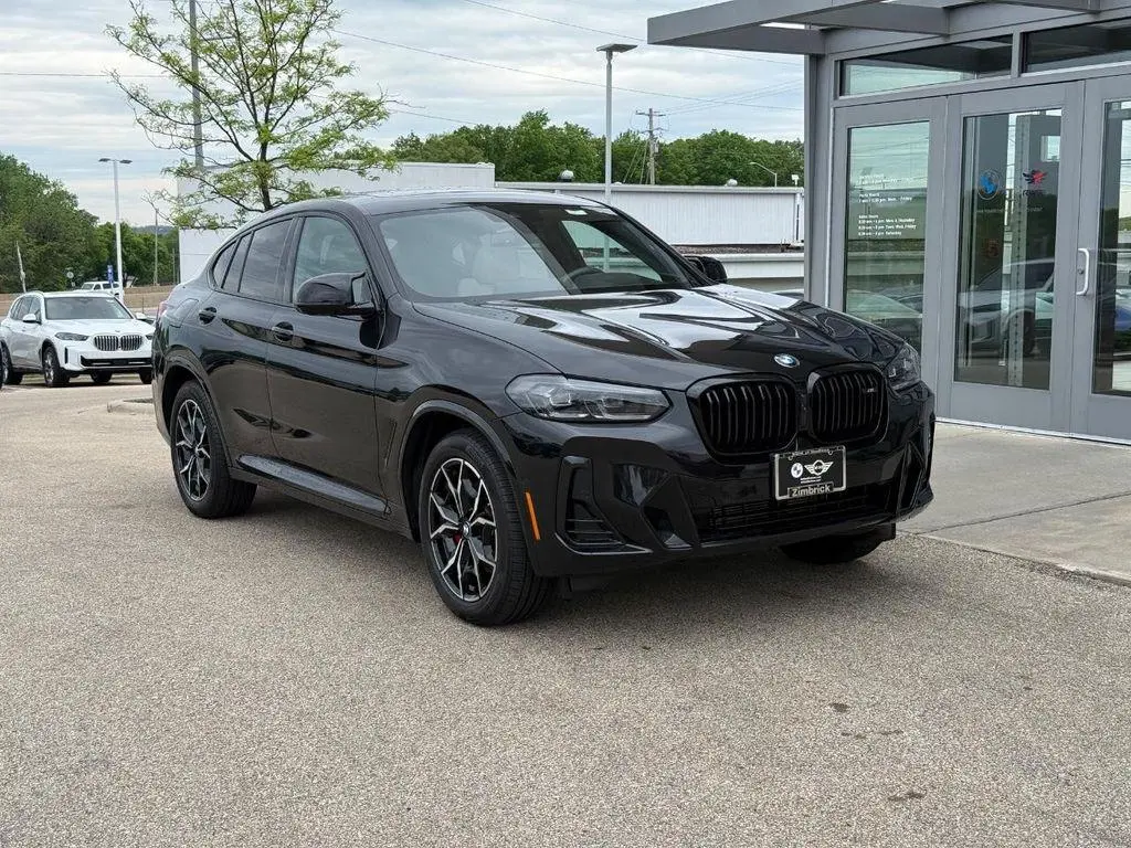2025 BMW X4 M40i