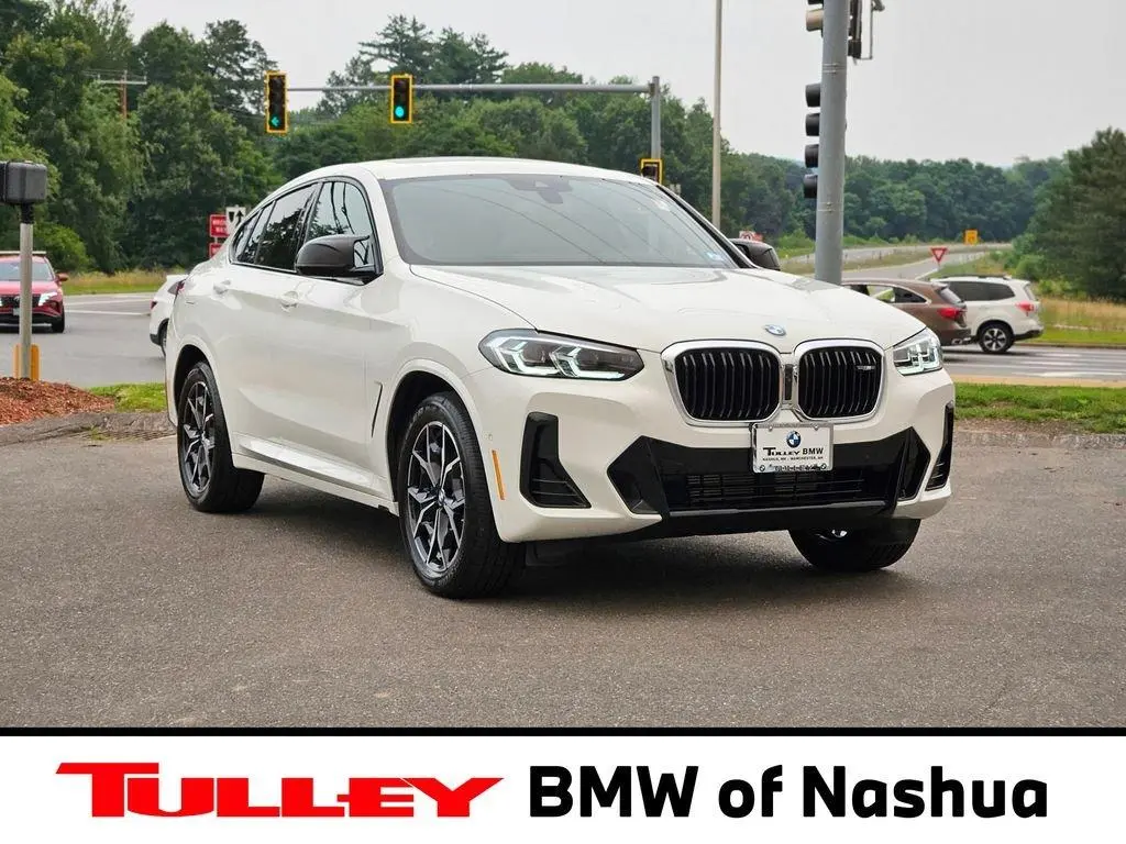 2025 BMW X4 M40i