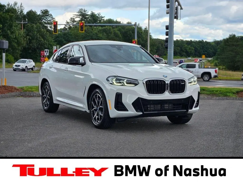 2025 BMW X4 M40i