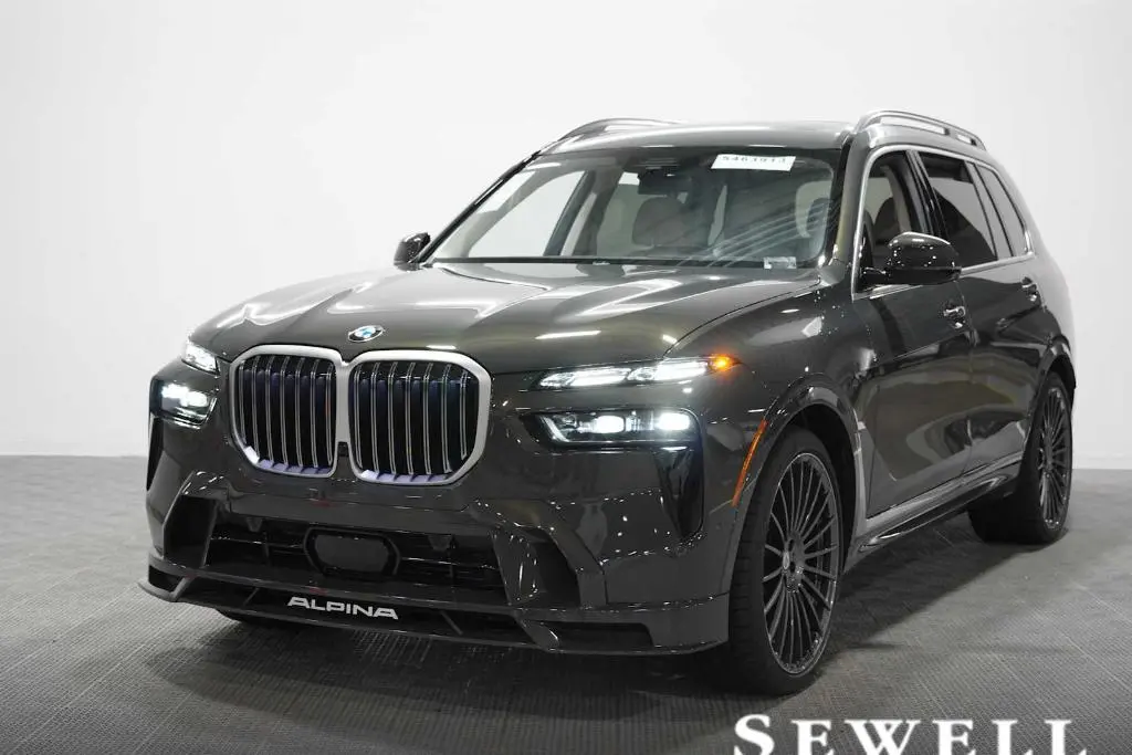 2026 BMW ALPINA XB7 ALPINA XB7