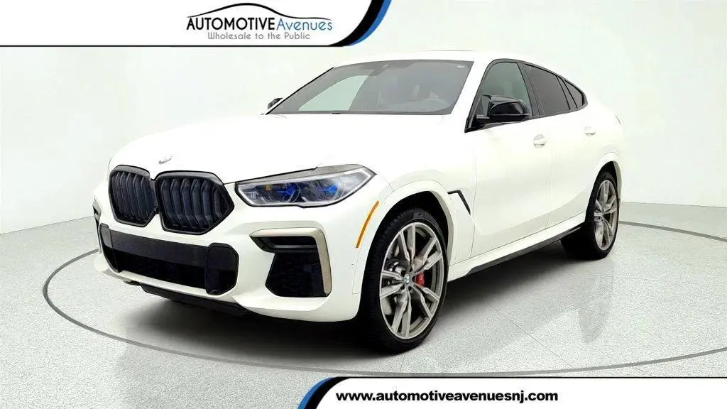 2022 BMW X5 M50i