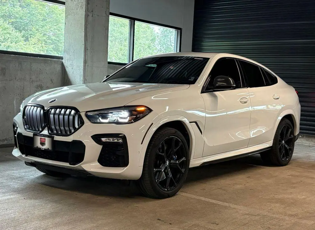 2021 BMW X5 M50i
