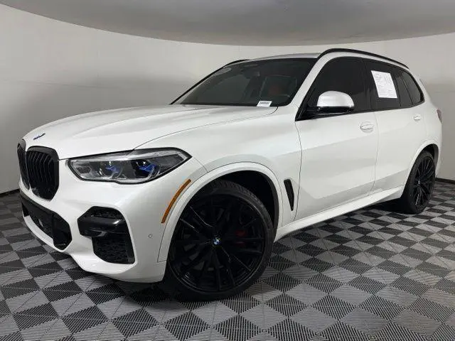 2022 BMW X5 M50i