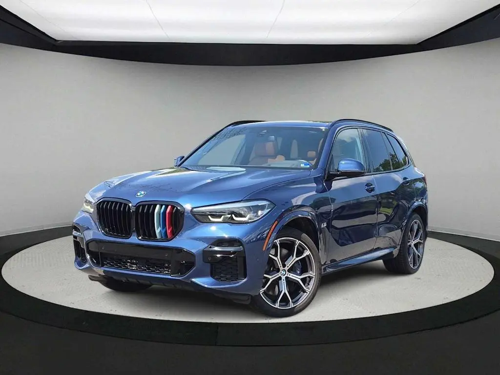 2022 BMW X5 M50i