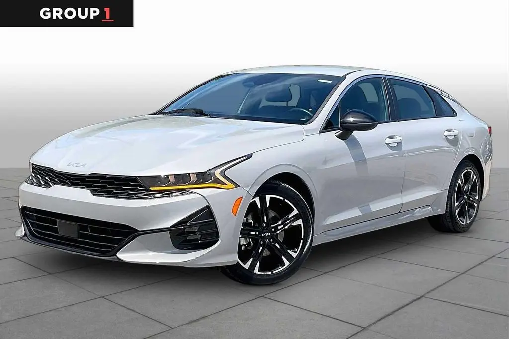 2024 Kia K5 GT-Line