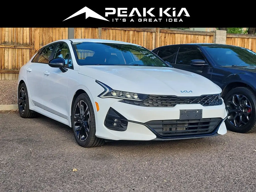 2022 Kia K5 GT-Line
