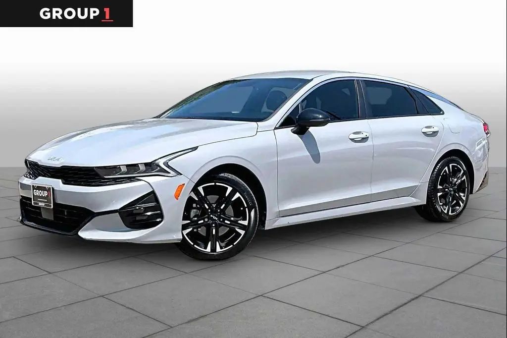 2024 Kia K5 GT-Line