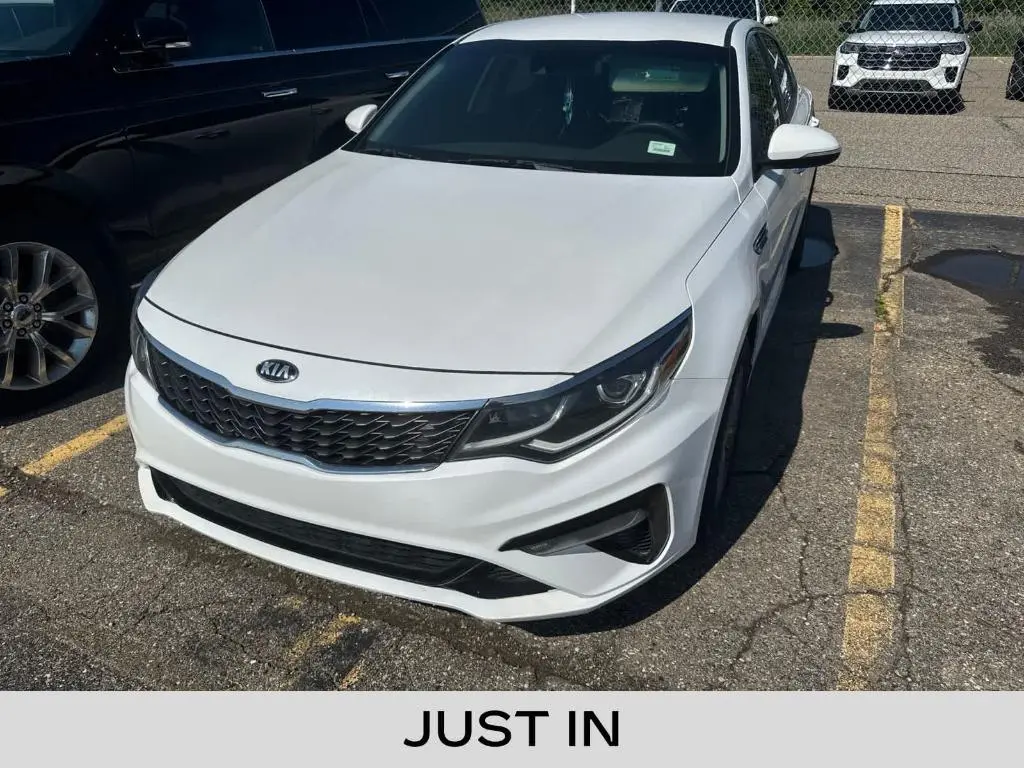 2020 Kia Optima LX
