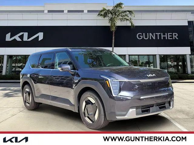 2026 Kia EV9 Light