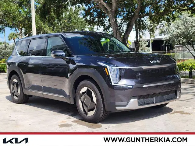 2026 Kia EV9 Light Long Range