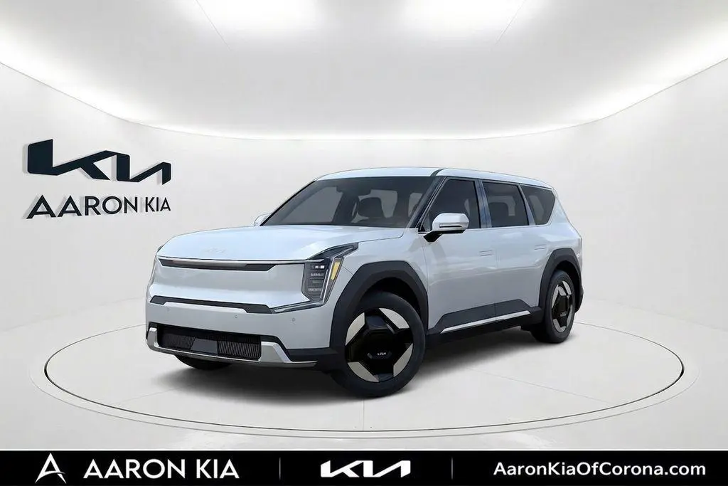 2026 Kia EV9 Light Long Range