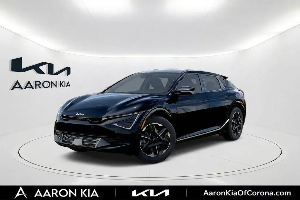 2026 Kia EV6 Wind