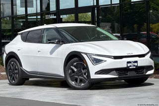2026 Kia EV6 Light