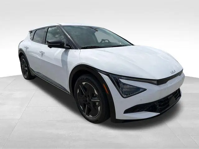 2026 Kia EV6 Wind