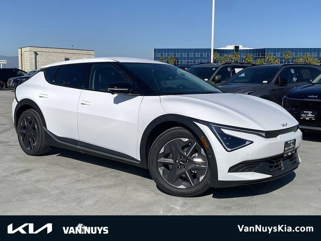 2026 Kia EV6 Light