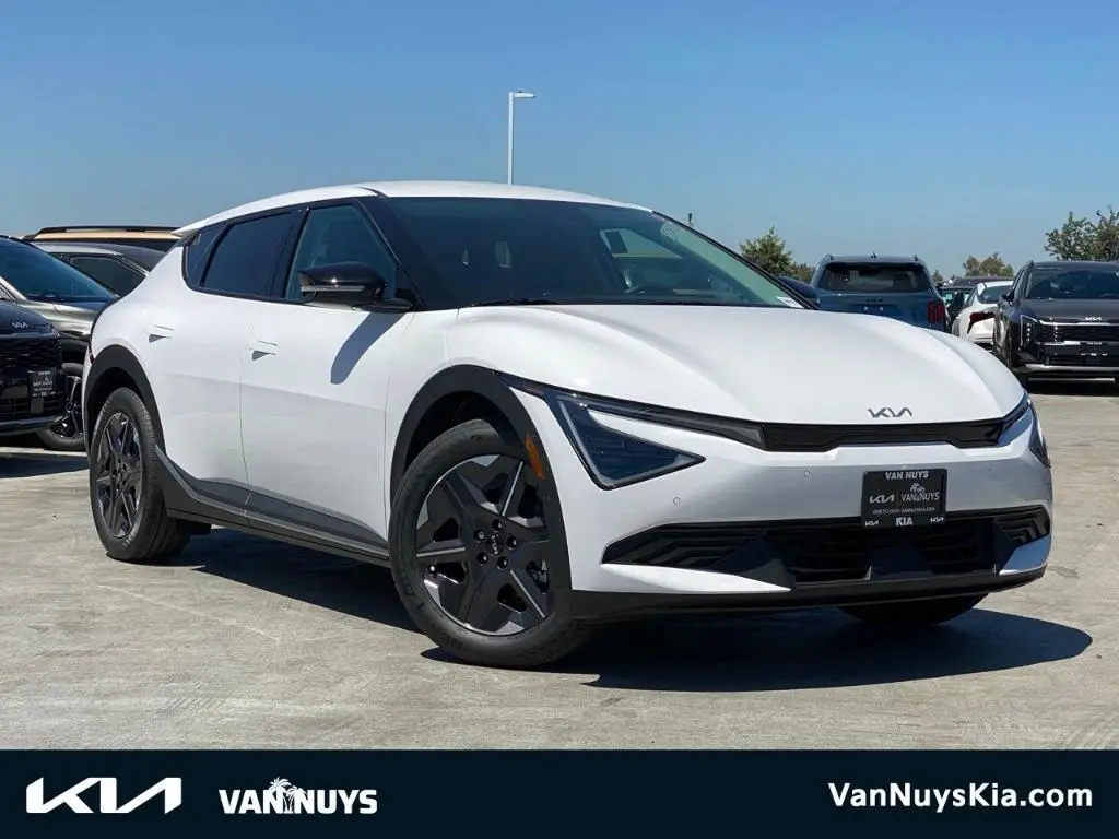 2026 Kia EV6 Light