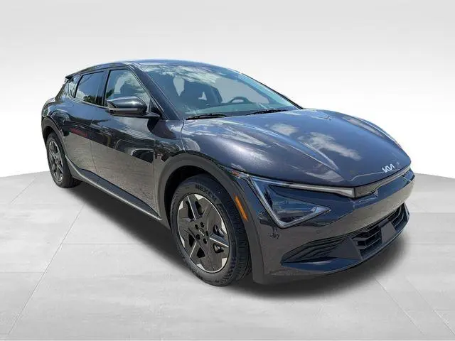 2026 Kia EV6 Light