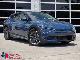2025 Kia EV6 Light