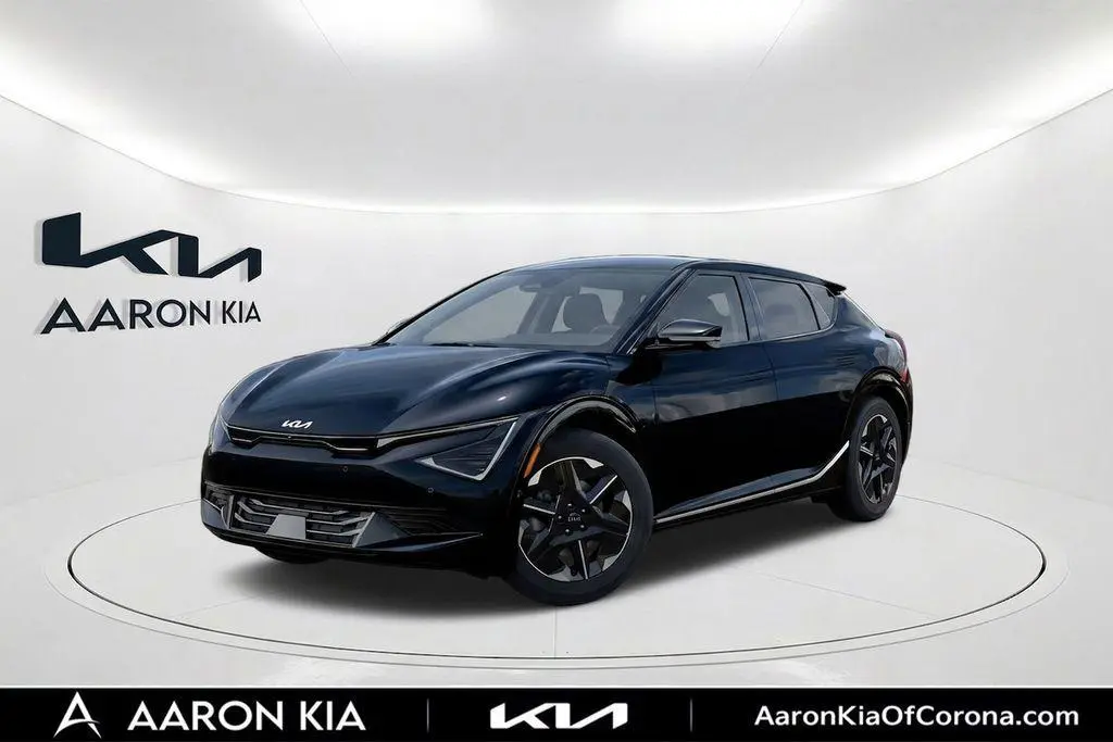 2026 Kia EV6 Wind
