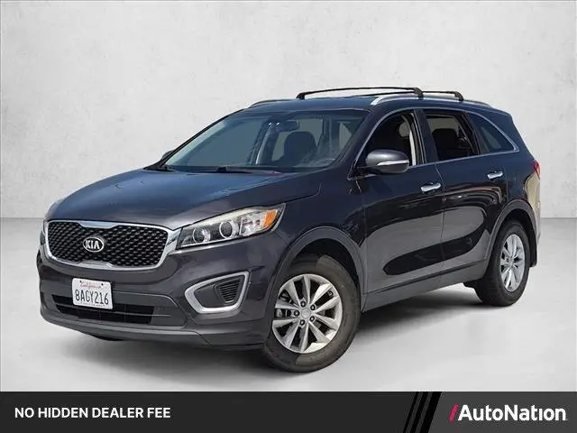 2017 Kia Sorento LX