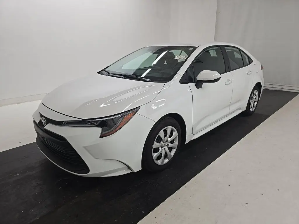 2026 Toyota Corolla LE