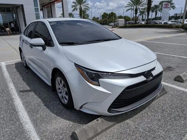 2025 Toyota Corolla LE